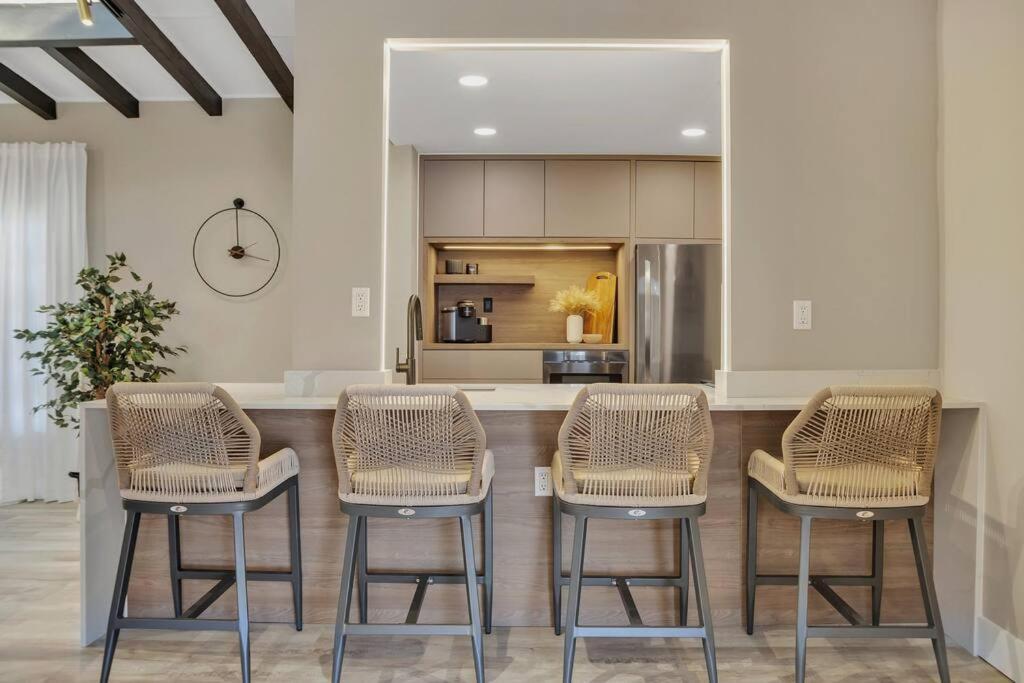 Stunning 2 Story Villa With Pool Fort Lauderdale Buitenkant foto