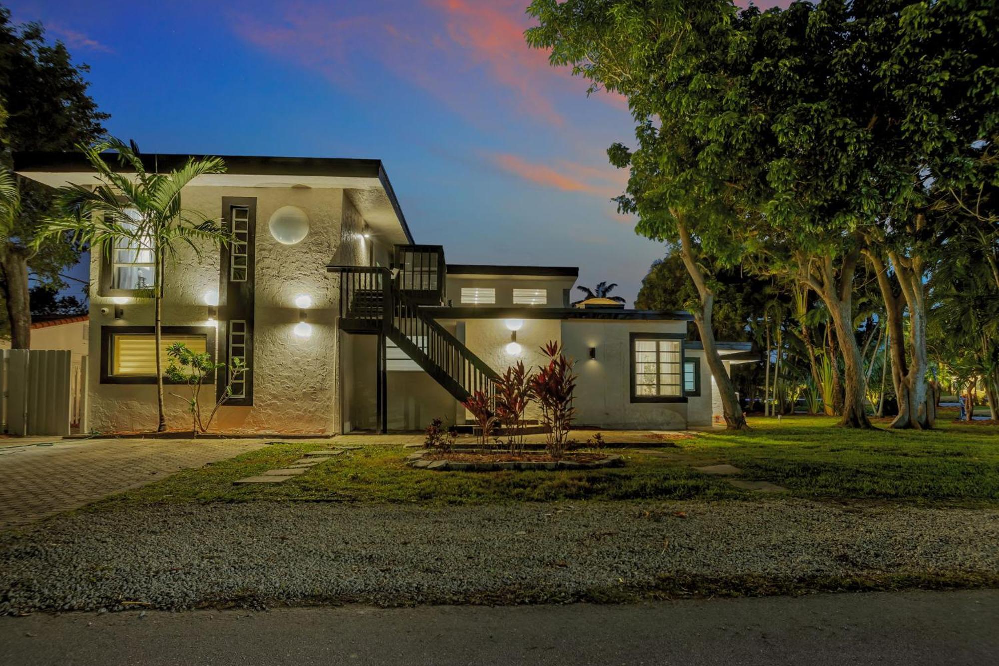 Stunning 2 Story Villa With Pool Fort Lauderdale Buitenkant foto