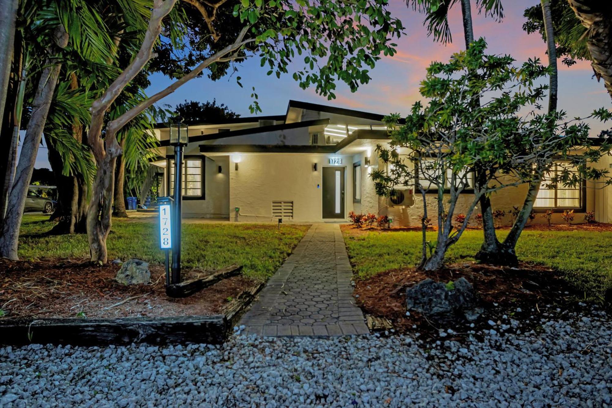 Stunning 2 Story Villa With Pool Fort Lauderdale Buitenkant foto